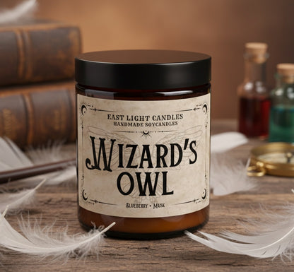 Wizard‘s Owl Kerze | Wizard Buchkerze Handgemacht | Duftkerze Sojawachs | Natürliche Kerze personalisierbar | Geschenkidee für Kerzenfans