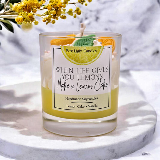 Lemon Cake Kerze | Handgemachte Duftkerze | Sojawachs Kerze | Geschenkidee für Kerzenliebhaber