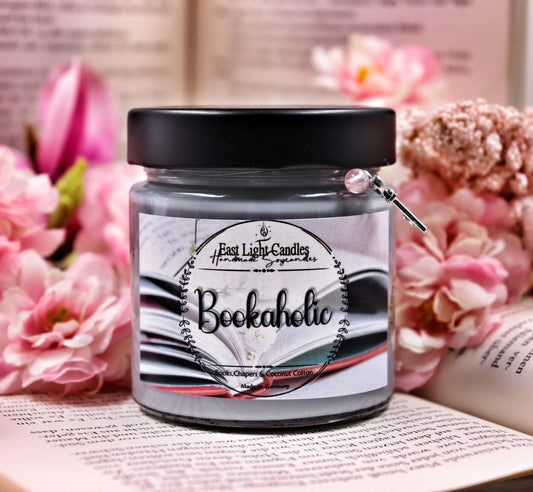 Buchliebe Kerze  | Buchkerze Handgemacht | Duftkerze Sojawachs | Natürliche Kerze personalisierbar | Geschenkidee für Kerzenfans