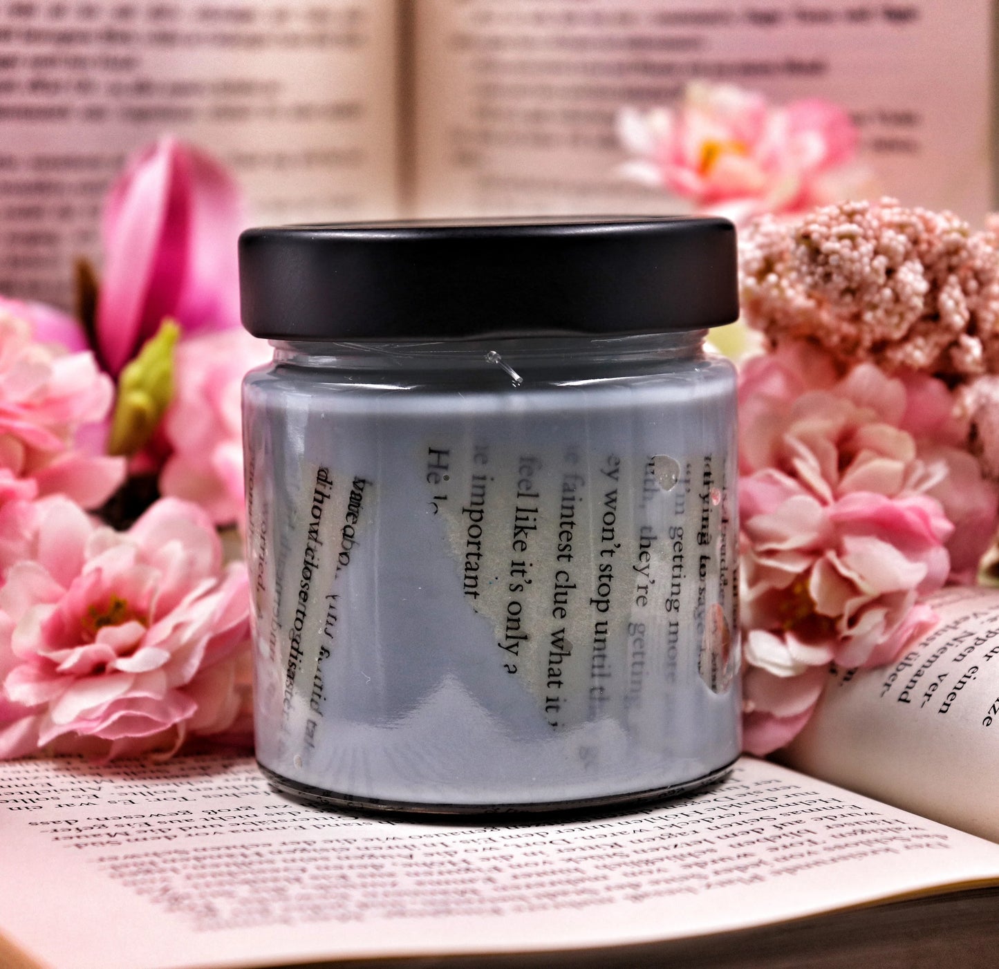 Bookaholic Kerze  | Buchkerze Handgemacht | Duftkerze Sojawachs | Natürliche Kerze personalisierbar | Geschenkidee für Kerzenfans