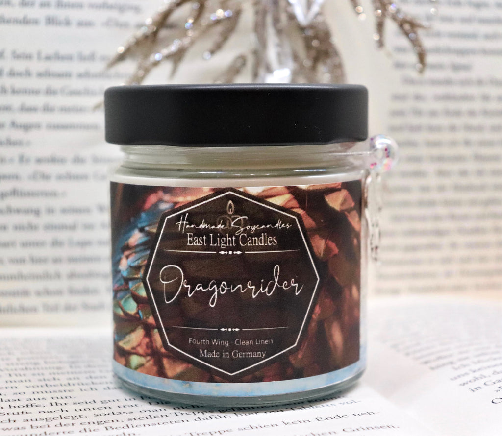 Dragonrider Kerze | Fourth Wing Buchkerze Handgemacht | Duftkerze Sojawachs | Natürliche Kerze | Geschenkidee für Kerzenfans