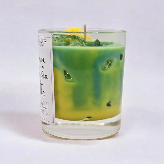 Lemon Matcha Latte Kerze | Foodcandle Handgemacht | Duftkerze Sojawachs | Gel Kerze personalisierbar | Geschenkidee für Kerzenfans